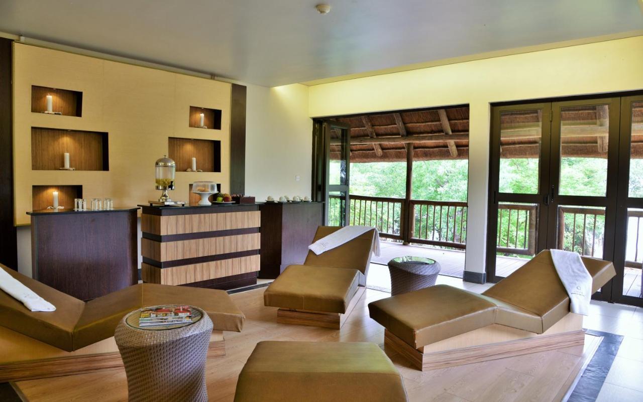 Cresta Mowana Safari Resort & Spa Kasane Exterior photo