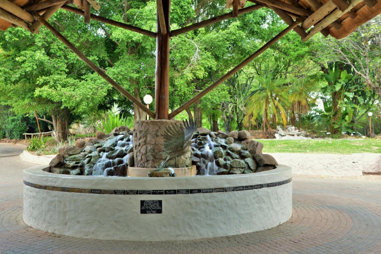 Cresta Mowana Safari Resort & Spa Kasane Exterior photo