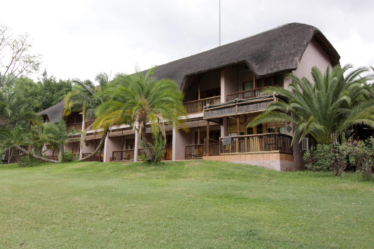 Cresta Mowana Safari Resort & Spa Kasane Exterior photo